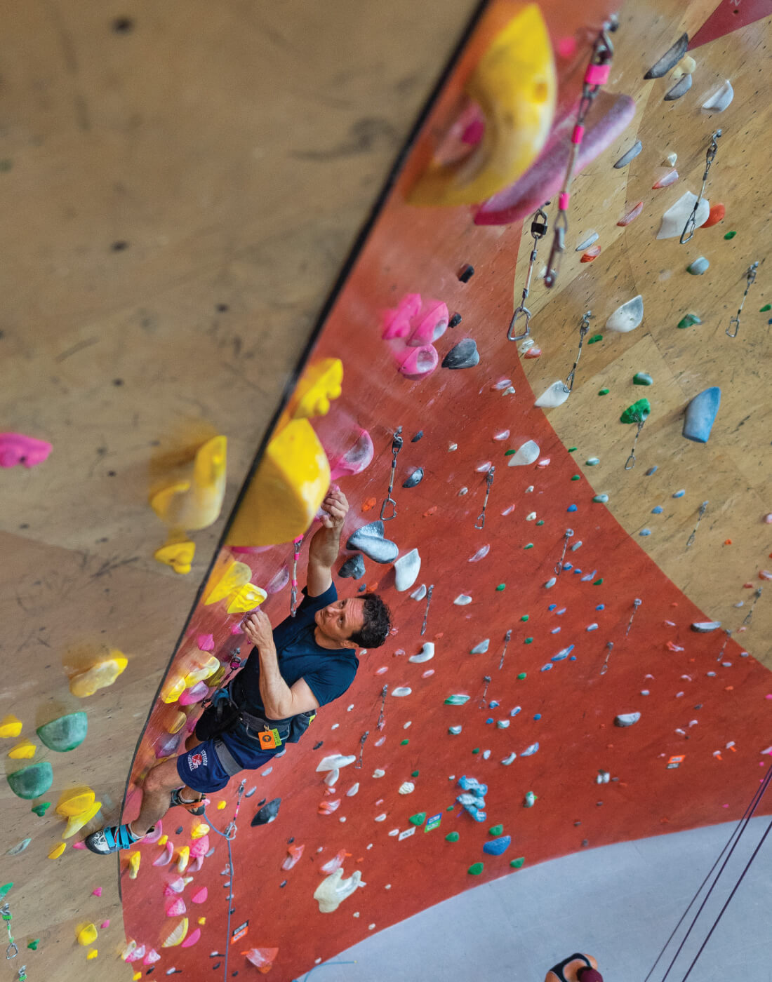 How to Overcome Your Fear of Falling While Climbing